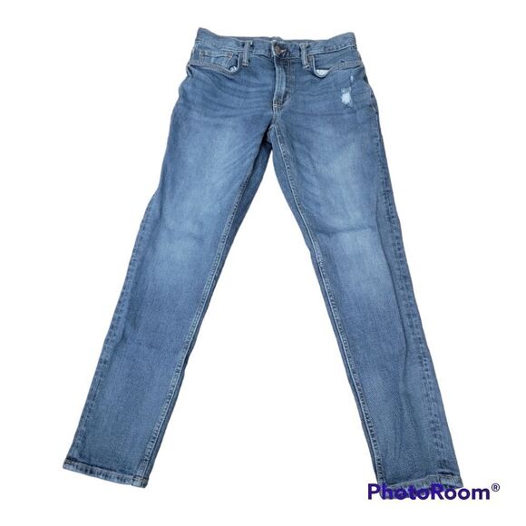 Old Navy Distressed Denim Relaxed Slim Build in Tough & Flex Jeans Size 30x32 - Picture 1 of 9